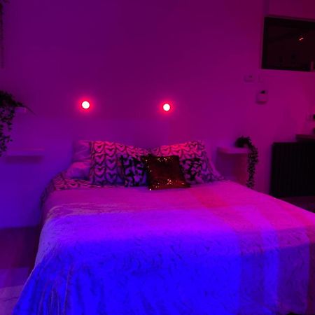 Loft Privatise Avec Spa Xxl Et Piscine Chauffee ブリュ エクステリア 写真
